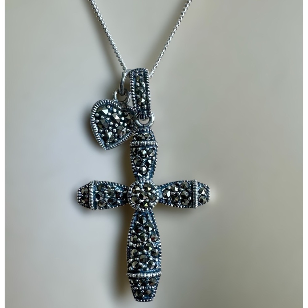 VTG  Pendant Necklace 20 Inch Christian Cross‎ Heart Marcasite 925 Sterling 5.9g